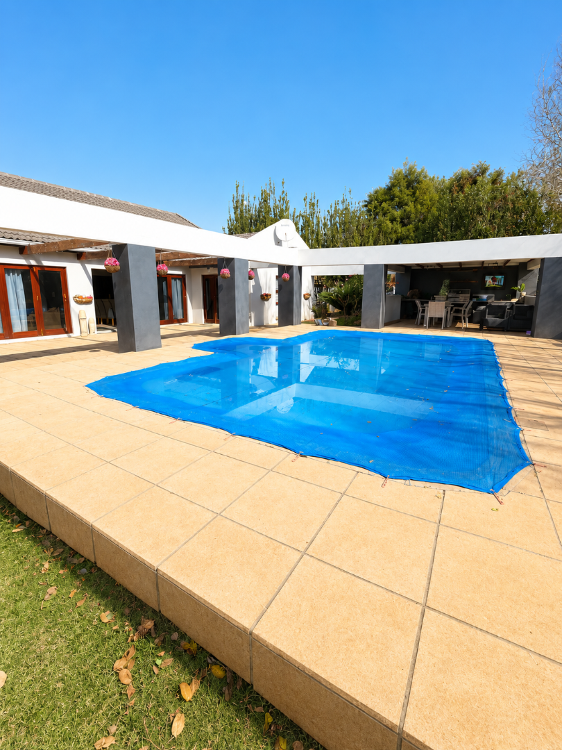 4 Bedroom Property for Sale in Flamwood North West